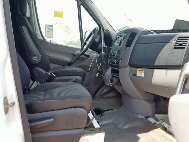 WDPPF445589358334 - 2008 FREIGHTLINER SPRINTER WHITE photo 5