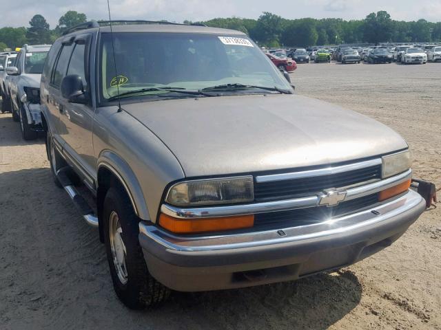 1GNDT13W5W2224092 - 1998 CHEVROLET BLAZER GRAY photo 1