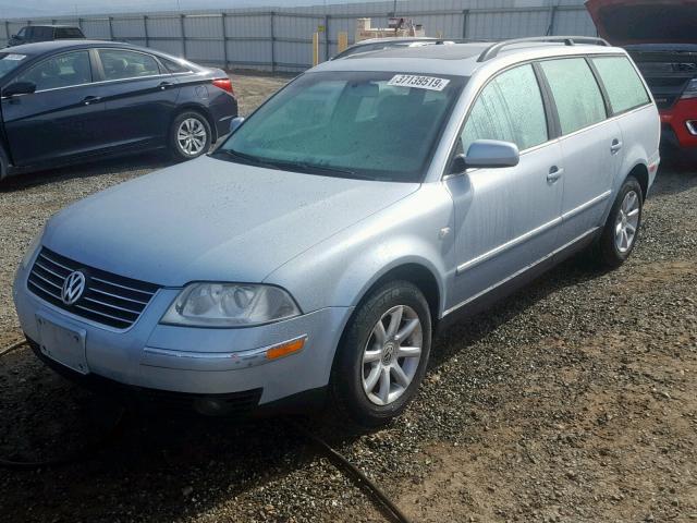 WVWVD63B14E132591 - 2004 VOLKSWAGEN PASSAT GLS BLUE photo 2