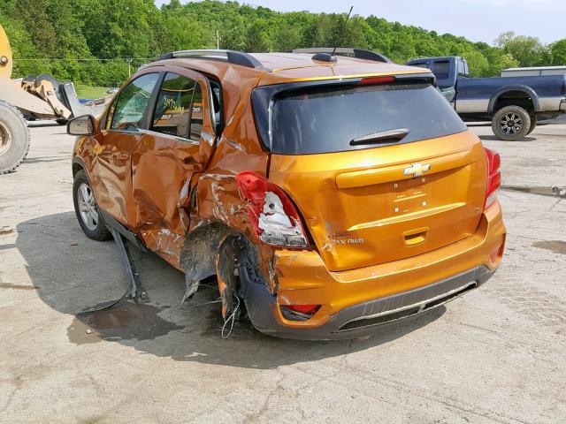 3GNCJPSB8HL161039 - 2017 CHEVROLET TRAX 1LT ORANGE photo 3