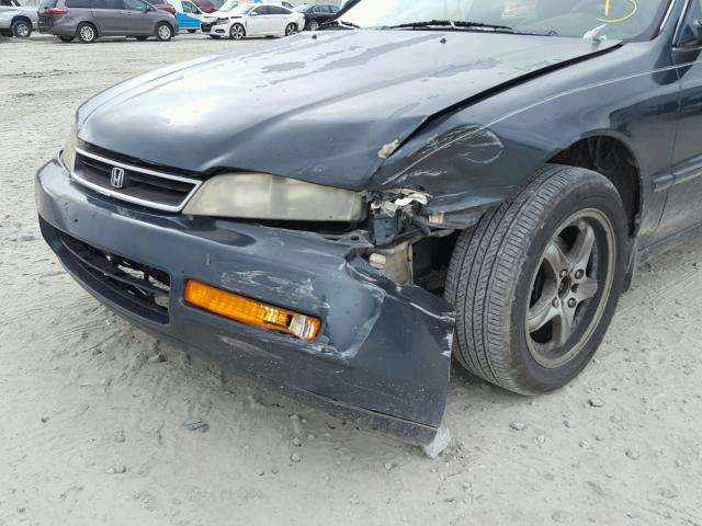 1HGCD5684VA170599 - 1997 HONDA ACCORD VAL GREEN photo 9