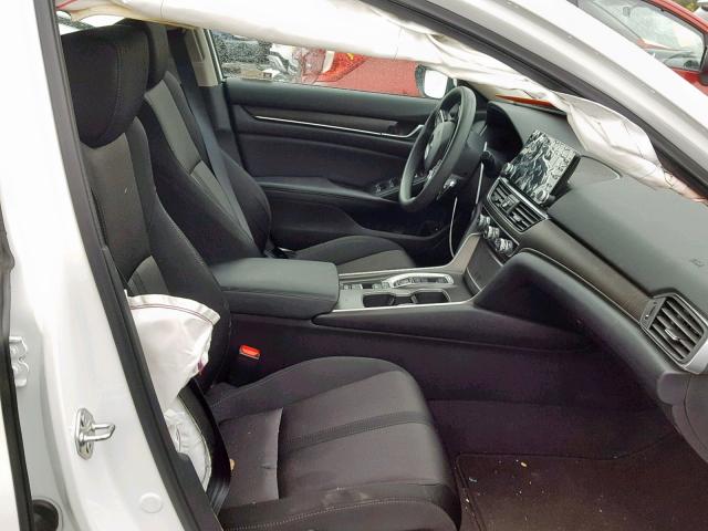 1HGCV3F43JA004387 - 2018 HONDA ACCORD HYB WHITE photo 5