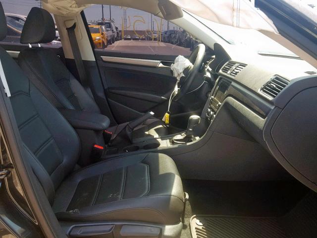 1VWDT7A36HC063217 - 2017 VOLKSWAGEN PASSAT R-L BLACK photo 5