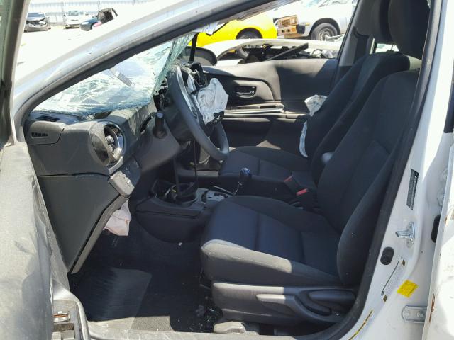 JTDKDTB36F1092675 - 2015 TOYOTA PRIUS C WHITE photo 5