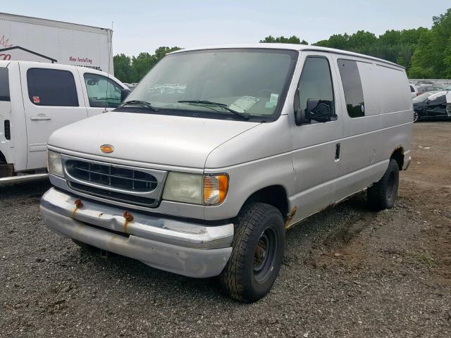 1FMNE31S92HB18881 - 2002 FORD ECONOLINE SILVER photo 2