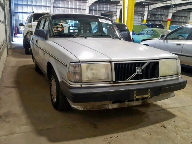 YV1AA8848L1392113 - 1990 VOLVO 240 BASE SILVER photo 1