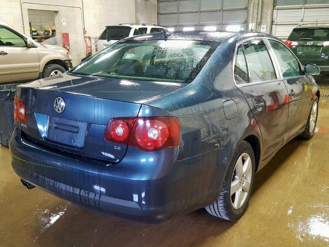 3VWRM71K68M077983 - 2008 VOLKSWAGEN JETTA SE BLUE photo 4