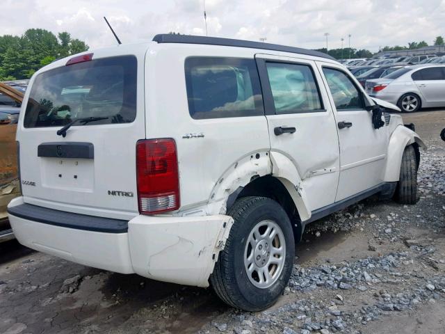 1D8GU28K99W554797 - 2009 DODGE NITRO SE WHITE photo 4