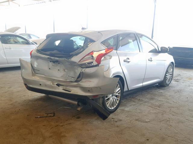 1FADP3N28HL348685 - 2017 FORD FOCUS TITA SILVER photo 4