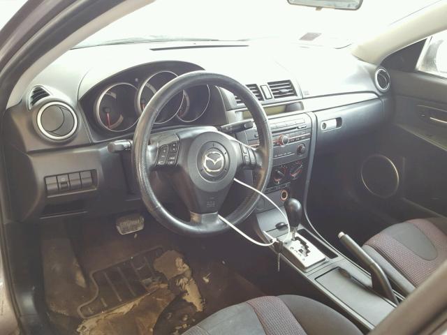 JM1BK323741198720 - 2004 MAZDA 3 S SILVER photo 9