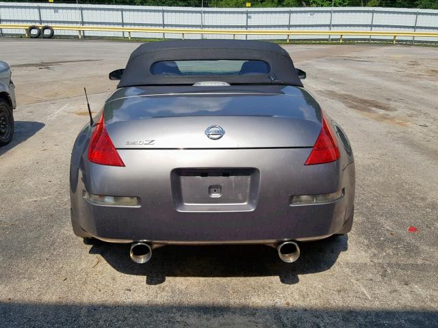 JN1BZ36A99M550208 - 2009 NISSAN 350Z GRAY photo 6