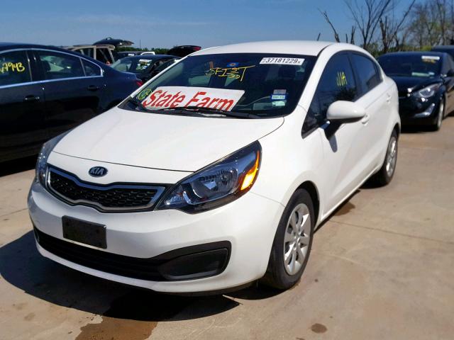 KNADM4A37F6427880 - 2015 KIA RIO LX WHITE photo 2