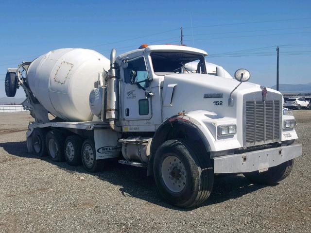 1NKWL00X36R121039 - 2006 KENWORTH CONSTRUCTI WHITE photo 1