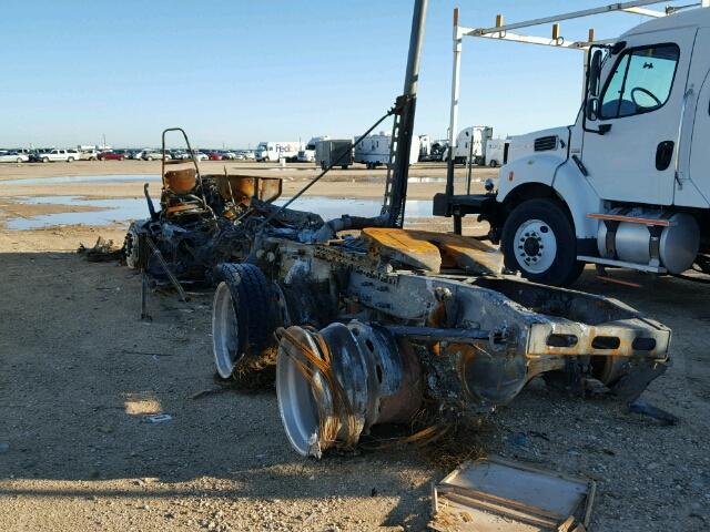 1FUJGLDR8DSBT8336 - 2013 FREIGHTLINER CASCADIA 1 WHITE photo 3