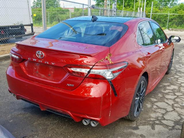 4T1B61HK8KU202126 - 2019 TOYOTA CAMRY XSE RED photo 4