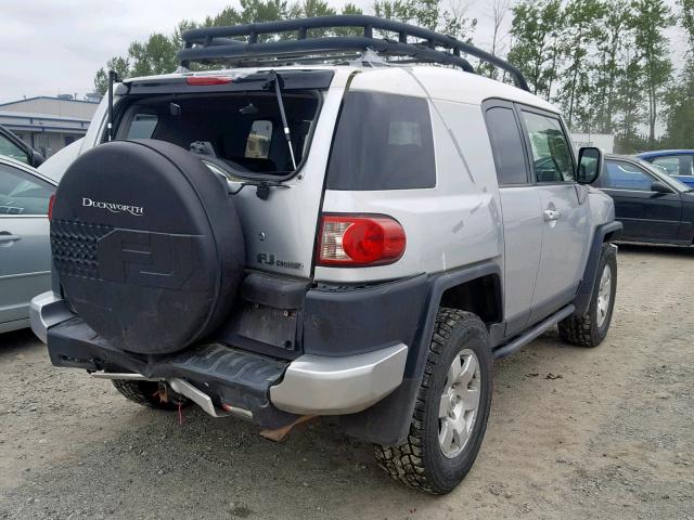 JTEBU11F570072873 - 2007 TOYOTA FJ CRUISER SILVER photo 4