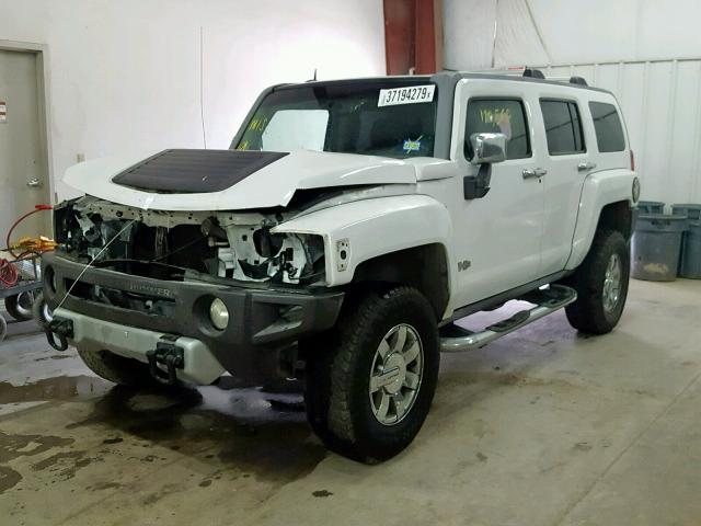 5GTEN13E388152297 - 2008 HUMMER H3 WHITE photo 2