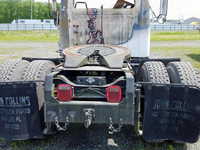 1HSLRTVN5JH591381 - 1988 INTERNATIONAL S-SERIES 1 烧焦的 照片 9