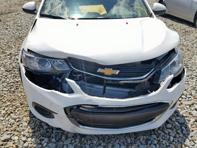 1G1JB5SH0H4178468 - 2017 CHEVROLET SONIC LS WHITE photo 9