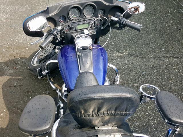 1HD1FC4127Y642785 - 2007 HARLEY-DAVIDSON FLHTCUI BLUE photo 5