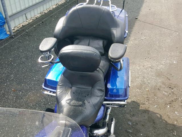 1HD1FC4127Y642785 - 2007 HARLEY-DAVIDSON FLHTCUI BLUE photo 6