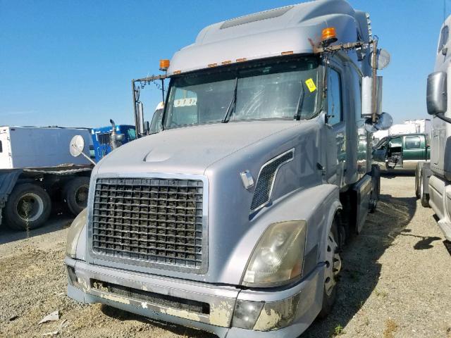 4V4NC9TJ04N364390 - 2004 VOLVO VN VNL GRAY photo 2