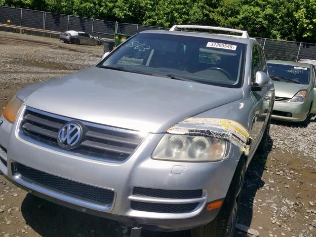 WVGMM77L45D019306 - 2005 VOLKSWAGEN TOUAREG 4. SILVER photo 2