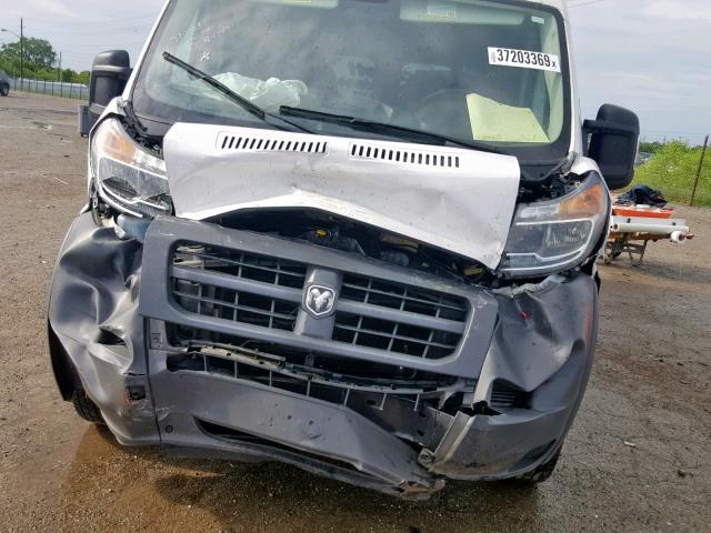 3C6TRVDGXHE525486 - 2017 RAM PROMASTER 白色 照片 9