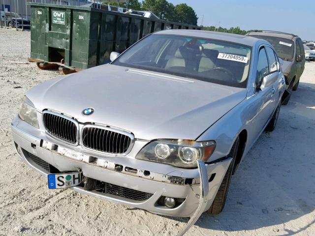 WBAHN83517DT65572 - 2007 BMW 750 SILVER photo 2