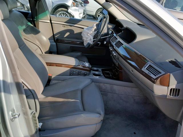 WBAHN83517DT65572 - 2007 BMW 750 SILVER photo 5