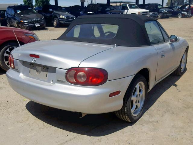 JM1NB353310217399 - 2001 MAZDA MX-5 MIATA SILVER photo 4