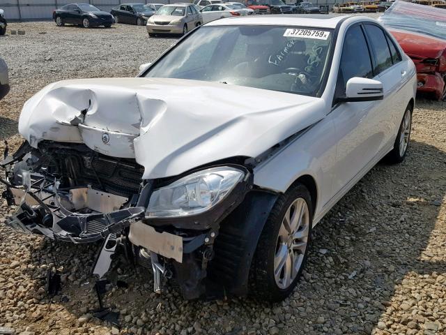 WDDGF4HB3DR272916 - 2013 MERCEDES-BENZ C 250 WHITE photo 2