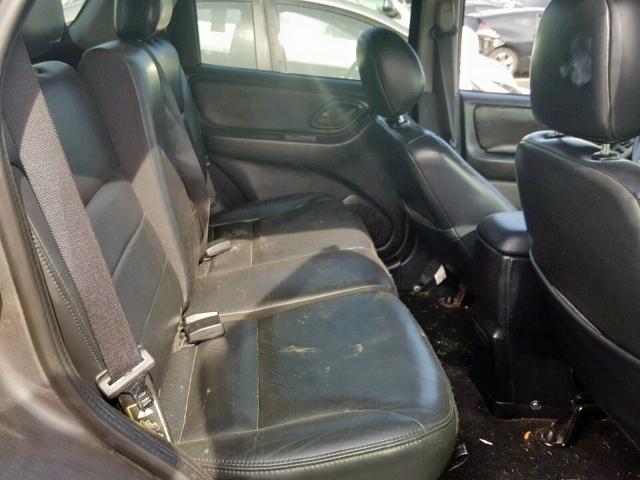 1FMCU04184KA37324 - 2004 FORD ESCAPE LIM GRAY photo 6