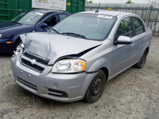 KL1TD5DE9AB110093 - 2010 CHEVROLET AVEO LS SILVER photo 2