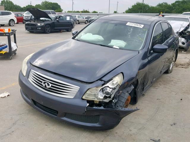 JNKCV61E49M307610 - 2009 INFINITI G37 BASE GRAY photo 2