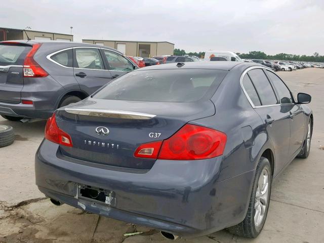 JNKCV61E49M307610 - 2009 INFINITI G37 BASE GRAY photo 4