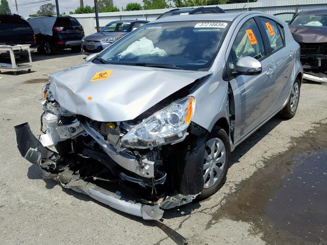 JTDKDTB34E1076621 - 2014 TOYOTA PRIUS C GRAY photo 2