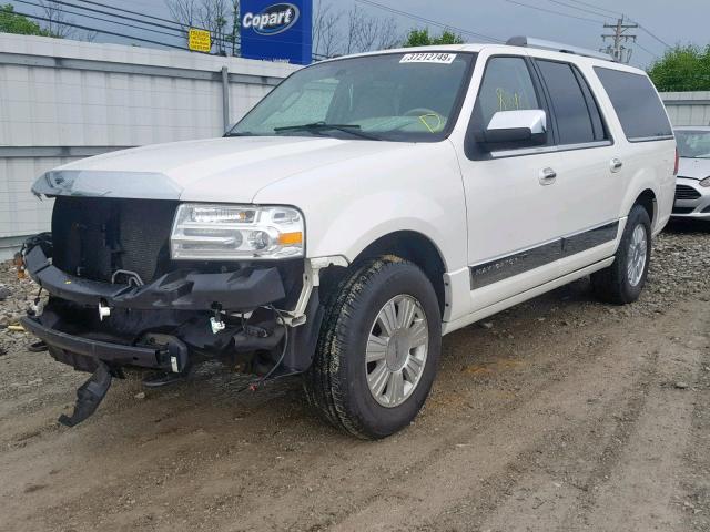 5LMJJ3J50BEJ10333 - 2011 LINCOLN NAVIGATOR 白色 照片 2