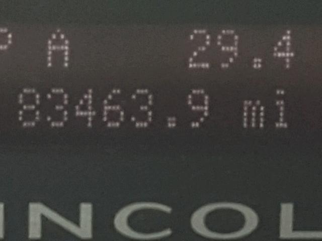 5LMJJ3J50BEJ10333 - 2011 LINCOLN NAVIGATOR 白色 照片 8