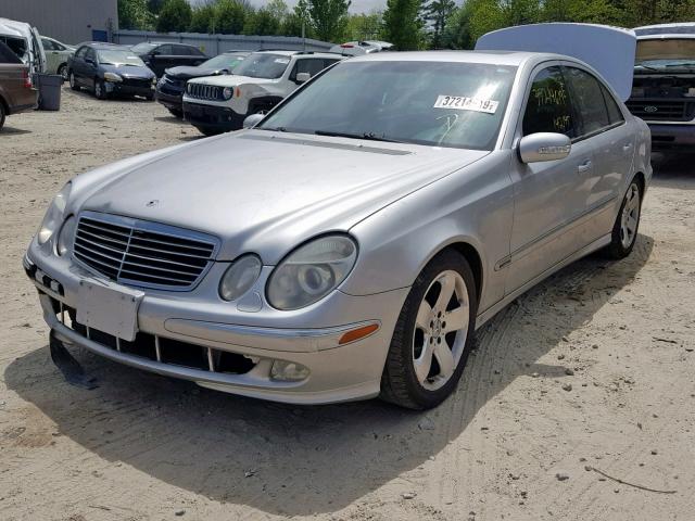 WDBUF65J43A229508 - 2003 MERCEDES-BENZ E 320 SILVER photo 2