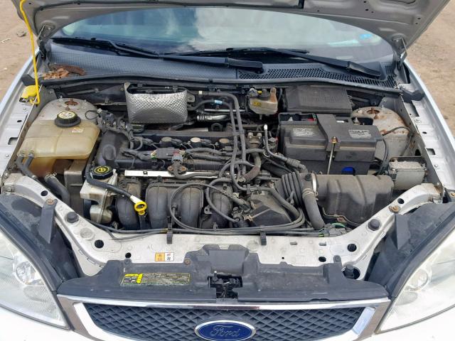 1FAHP34N76W257593 - 2006 FORD FOCUS ZX4 SILVER photo 7