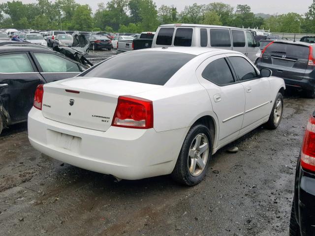 2B3CA3CV5AH257463 - 2010 DODGE CHARGER SX WHITE photo 4