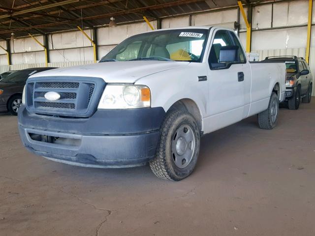 1FTRF12W47KD31837 - 2007 FORD F150 WHITE photo 2