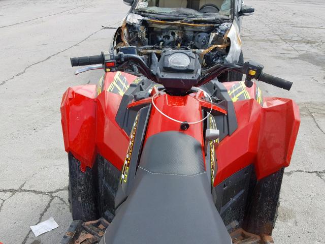 4XASVE951JB315005 - 2018 POLARIS SCRAMBLER RED photo 5