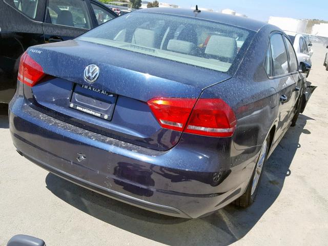 1VWAP7A37CC038956 - 2012 VOLKSWAGEN PASSAT S BLUE photo 4