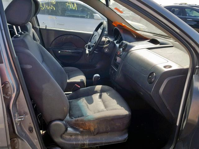 KL1TD66678B183615 - 2008 CHEVROLET AVEO BASE ნაცრისფერი ფოტო 5