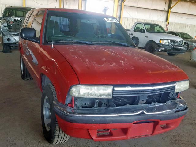 1GNCS13W8W2265329 - 1998 CHEVROLET BLAZER RED photo 1