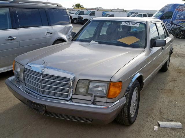 WDBCA39D5GA254694 - 1986 MERCEDES-BENZ 560 SEL TAN photo 2