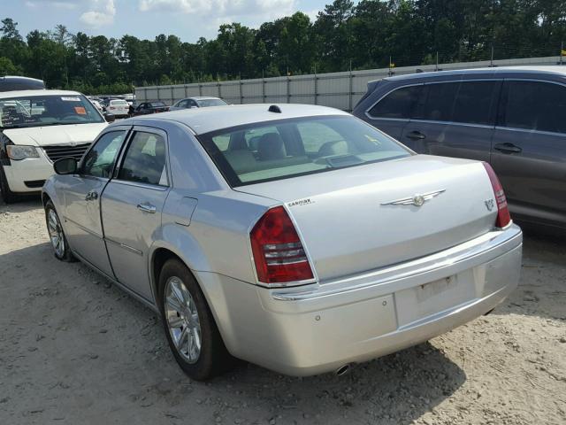 2C3AA63H05H508207 - 2005 CHRYSLER 300C SILVER photo 3