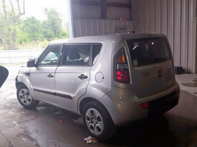 KNDJT2A15B7289191 - 2011 KIA SOUL SILVER photo 3